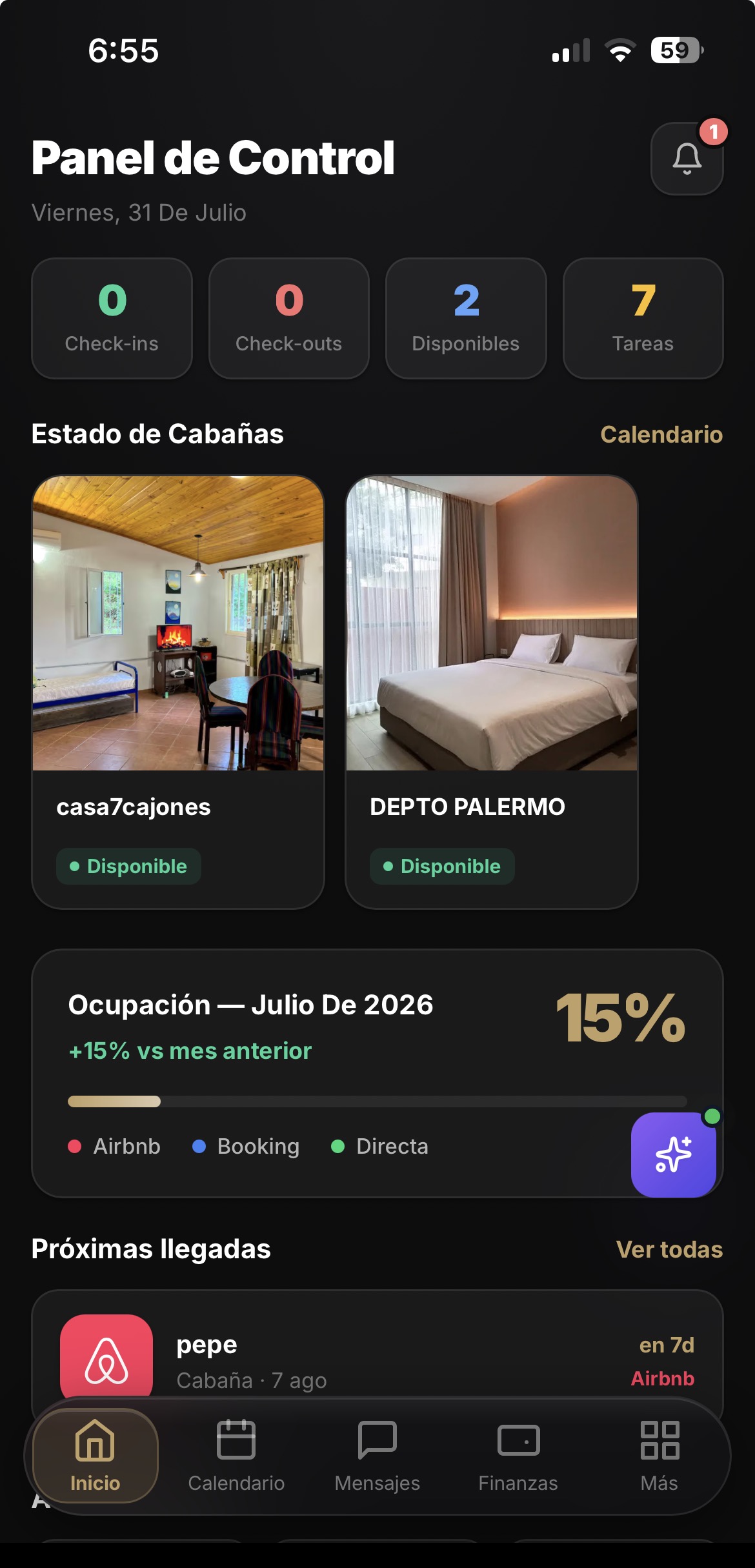 Panel de control móvil de ClimberHost con disponibilidad, ocupación y próximas llegadas